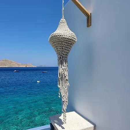 Sea Breeze - A Waterfront Villa *