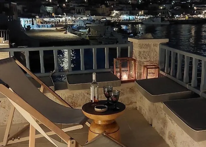 Sea Breeze - A Waterfront *